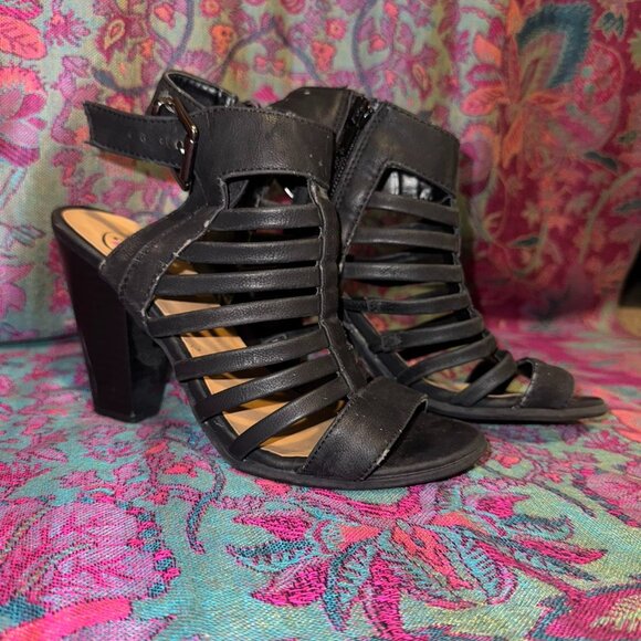 Women's black high heels - Picture 1 of 3